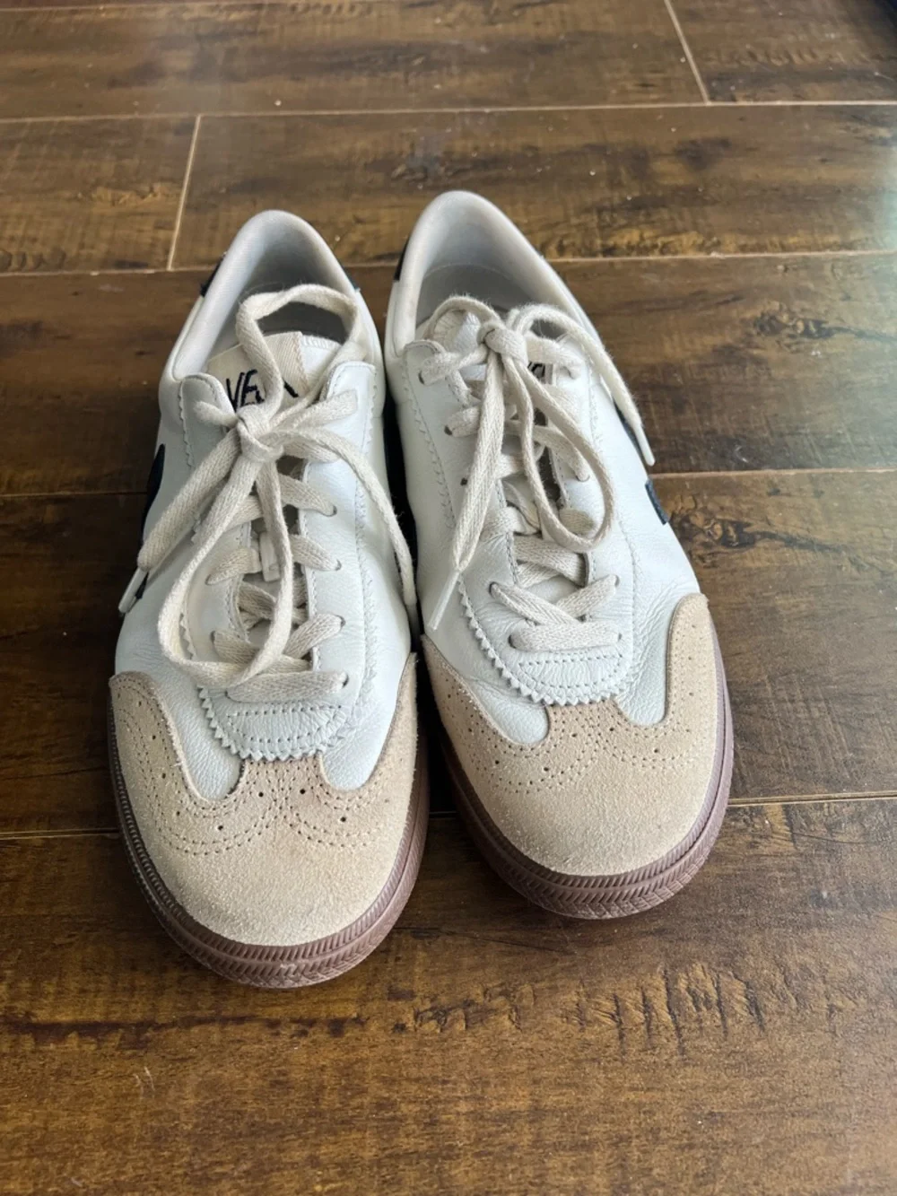 Veja Volley Leather Sneaker (Men) - Picture 2 of 5